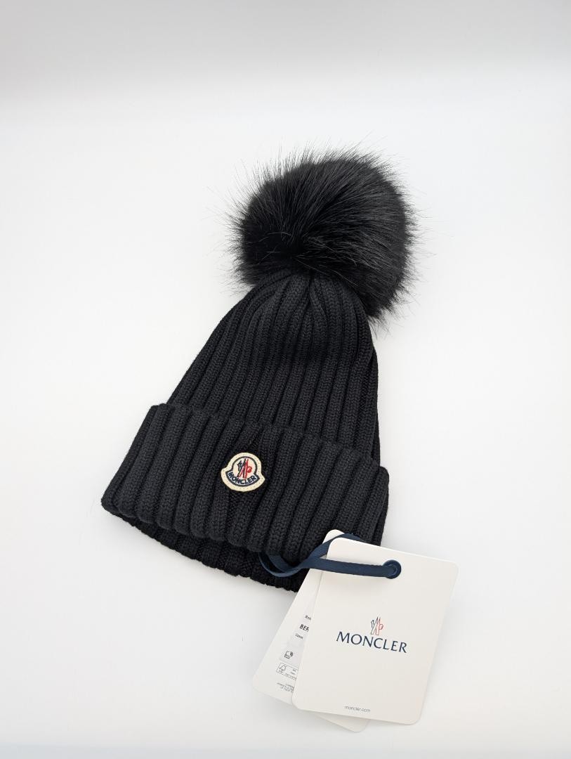 Moncler Dark Knit Pom-Pom Hat POM POM BEANIE – HIRSHLEIFERS main image 4