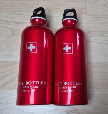 Sigg Bottles Getränkeflaschen; je 0,6l ; rot ; leicht ; unbenutzt