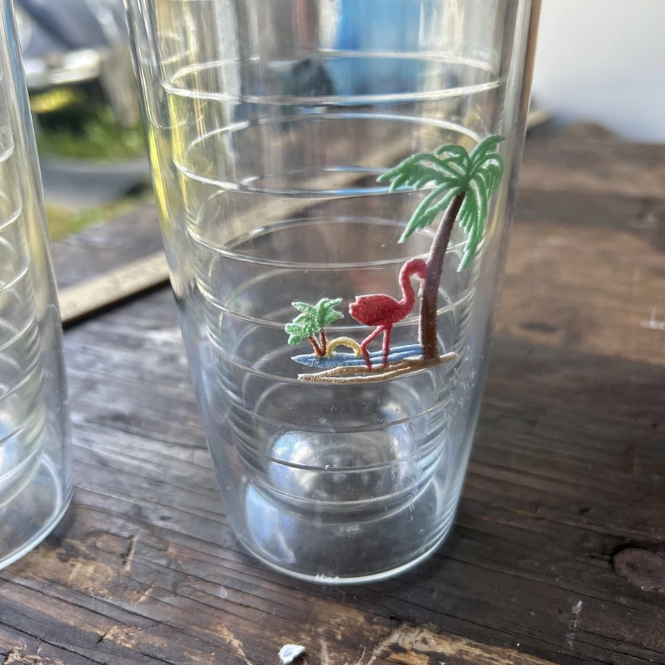 Vasos Tervis con tapas 16 OZ flameante playa palmera Florida verde tapa negra Foto 4 de 4