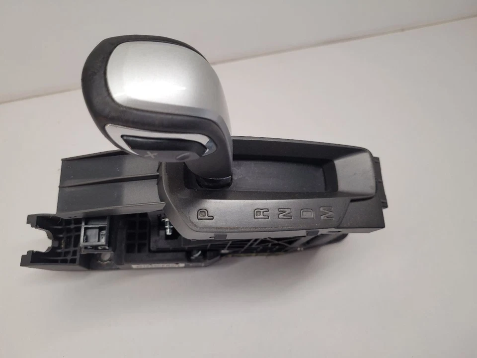 Chevrolet Equinox 2014 transmisión AT CAMBIO PALANCA DE CAMBIOS CONJUNTO 22860735 Foto 2 de 4