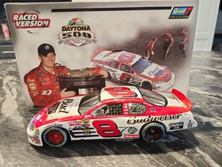 2004 Dale Earnhardt Jr #8 Daytona 500 Raced Win Chevy Monte Carlo 1:24 Budweiser