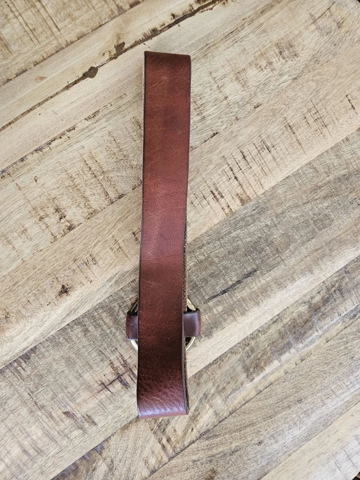 J. Cinturón para mujer Crew Geniune de cuero italiano dorado hebilla redonda hecho en EE. UU. Foto 4 de 4