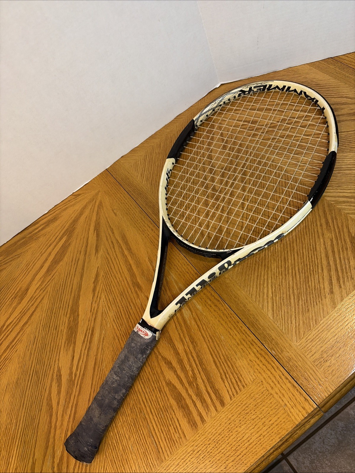 Wilson H6 Hammer 110 sq in Grip 4 1/4&rdquo;Comfort Tennis Racquet