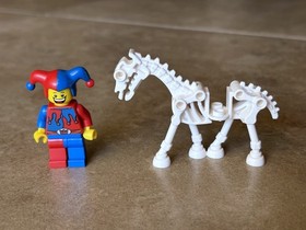 LEGO Castle: Drawbridge Defense (7079) Complete Build + Horse & 1 Minifigure