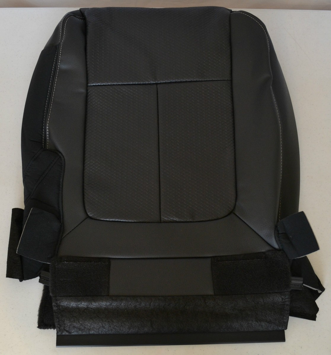 CUSTOM LEATHERETTE FRONT & REAR SEAT COVERS for the 2021-2025 Ford F