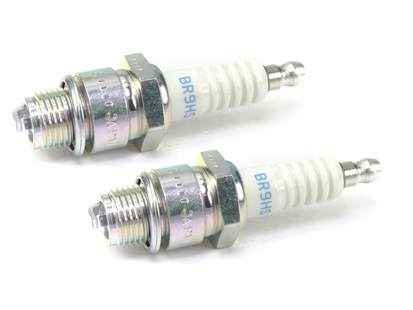 ZüNdkerze Set 2 StüCk NGK BR9HS FüR Honda MTX 80 C MTX RD 500 LC RD500 1982-1985-image
