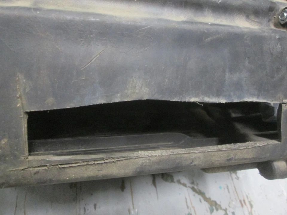 OEM YAMAHA 1984 - 1987 FJ1100 / FJ1200 FILTRO DE AIRE MONTAJE CAJA 36Y-14401-00-00 Foto 3 de 4