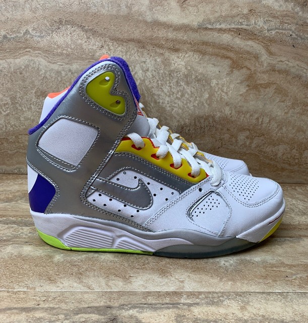 nike high basketball shoes