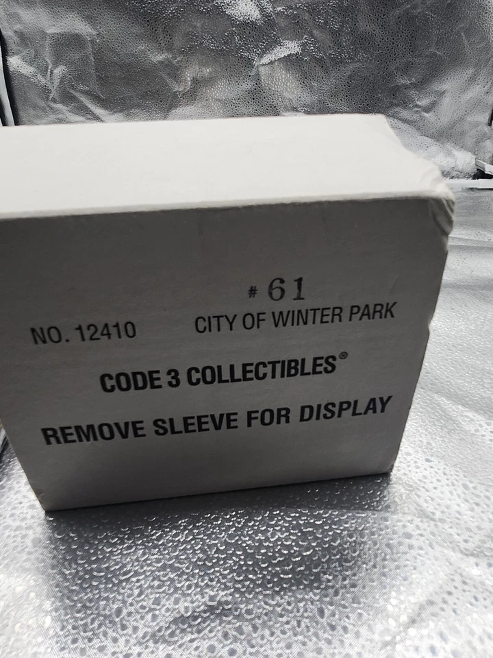 CODE 3 Collectibles Winter Park,Fl. BATALLION CHIEF Chevy SUBURBAN!!! MINT!!! - Image 2 of 4