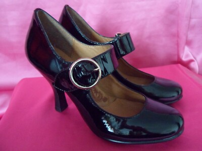 Vintage 90er 'Söffnet' schwarze Lackleder 'Mary Jane' Schuhe USA 6M/UK4 klein