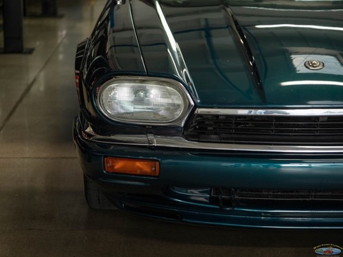 1994 Jaguar XJS Convertible with 62K orig miles - Picture 14 of 40