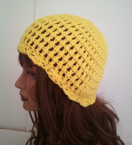BRIGHT YELLOW FLOWER BEANIE CAP HAT HAND CROCHET BERET SKULL CAP CLOCHE - Picture 4 of 6