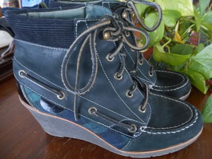 sperry wedge booties