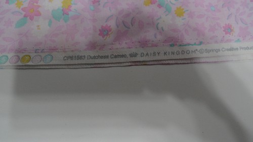 2 Pieces Fabric 53"x 44" Each Daisy Kingdom Dutchess Cameo Duke Quilted Crown - Picture 4 of 11