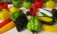 Set Of 19 Murano Style Blown Glass Fruit & Veggie Eggplant Lemon Corn Pear Apple