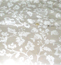 JEFF BANKS Beautiful Piped Beige/White Satin Damask Single Duvet Cover & P/Case