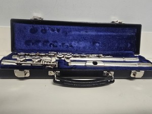 Armstrong Flute 104 | eBay