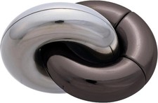 Hanayama CAST DONUTS Removal Puzzle Difficulty Level 4 