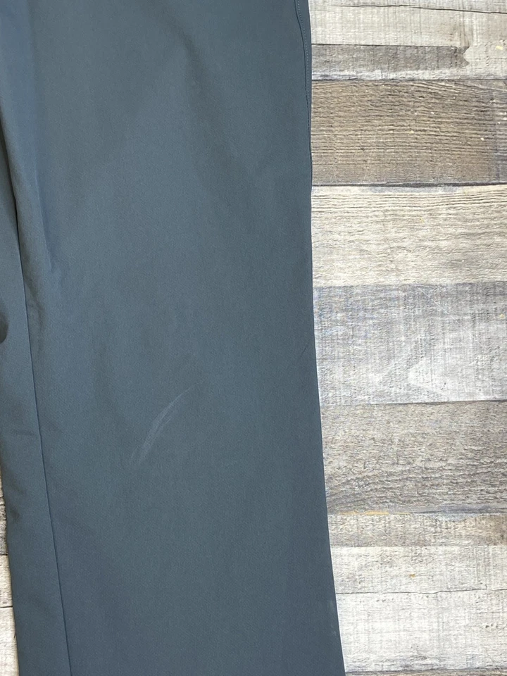 Pantalones Under Armour Golf Tech absorbentes de humedad rendimiento para hombre 34x32 1350053 Foto 2 de 4