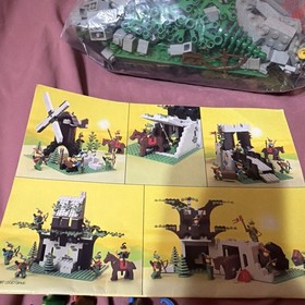 LEGO Castle: Camouflaged Outpost (6066)