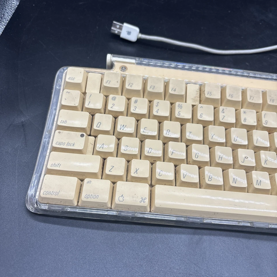 Apple Pro Keyboard White USB Keyboard for Power Mac Mac G3 G4 G5 M7803 M8691LL/A - Image 4 of 4