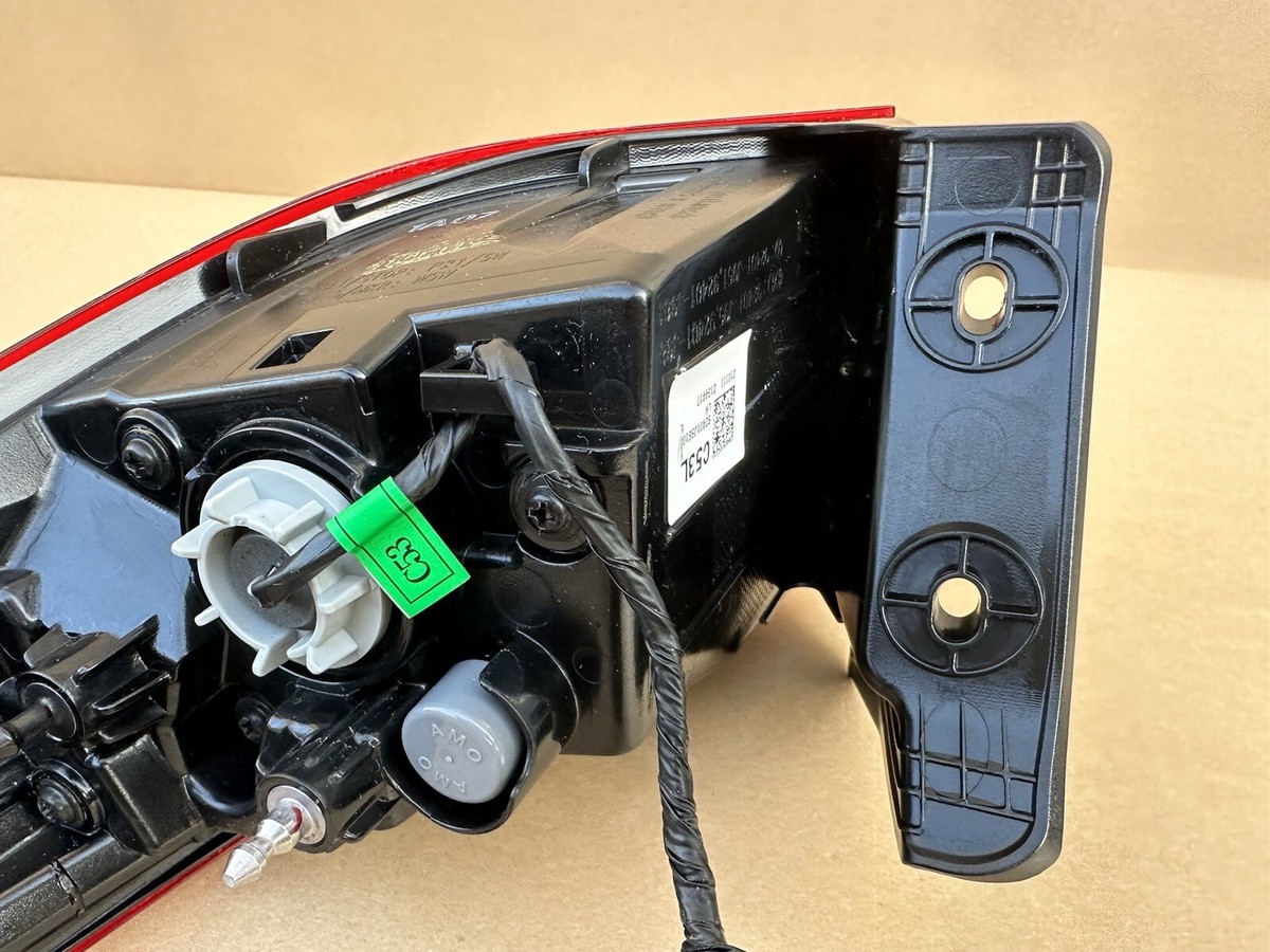 2022-2023 Hyundai Kona Outter LED Taillight, Left Driver 2022-2023 Hyundai Kona Outter LED Taillight, Left Driver