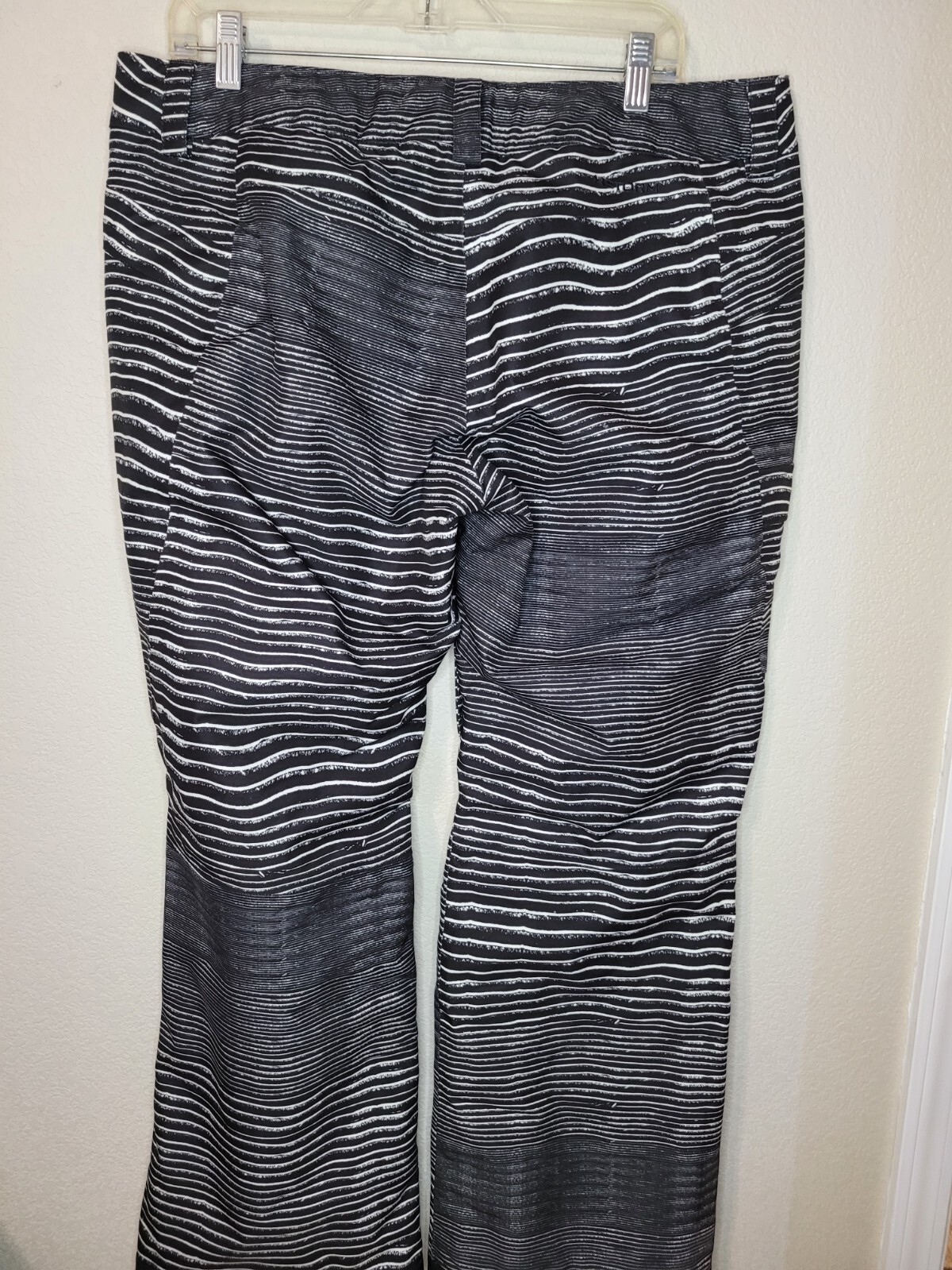 Picture 2 of 10