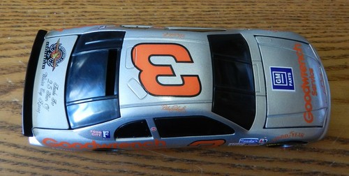 1995 Dale Earnhardt #3 "The Winston Select 25th anniversary" Action car bank - Bild 4 von 6