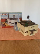 Plasticville Factory 1906-198 in Box O&S Gauge