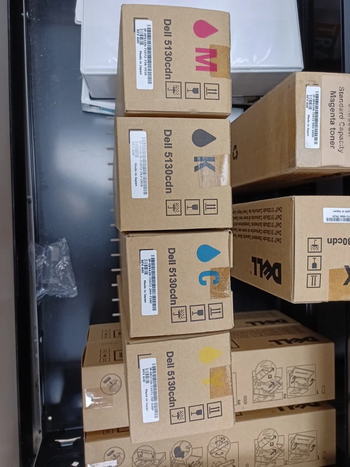 NUEVO DELL 5130CDN CIAN, MAGENTA, NEGRO Y AMARILLO (LOTE DE 4) COMPRA LOTE DE 8 OBTÉN 2 Foto 4 de 4