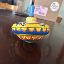 Vintage OHIO ART TIN SPINNING TOY TOP Circus Theme Blue Wood Handle WORKS 1950s