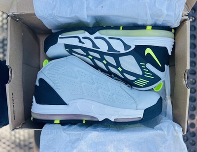 Nike Air Max Pillar 2012 Mid Top Men's Sneakers Gray/Black/Volt