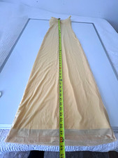 Women&rsquo;s Beige Full Slip, Size S Regular, Solid Pattern, Wireless Slip