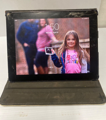 Apple iPad 2 A1395 Gray 9.7 Screen LOCKED - TESTED (FC116-1Q1626
