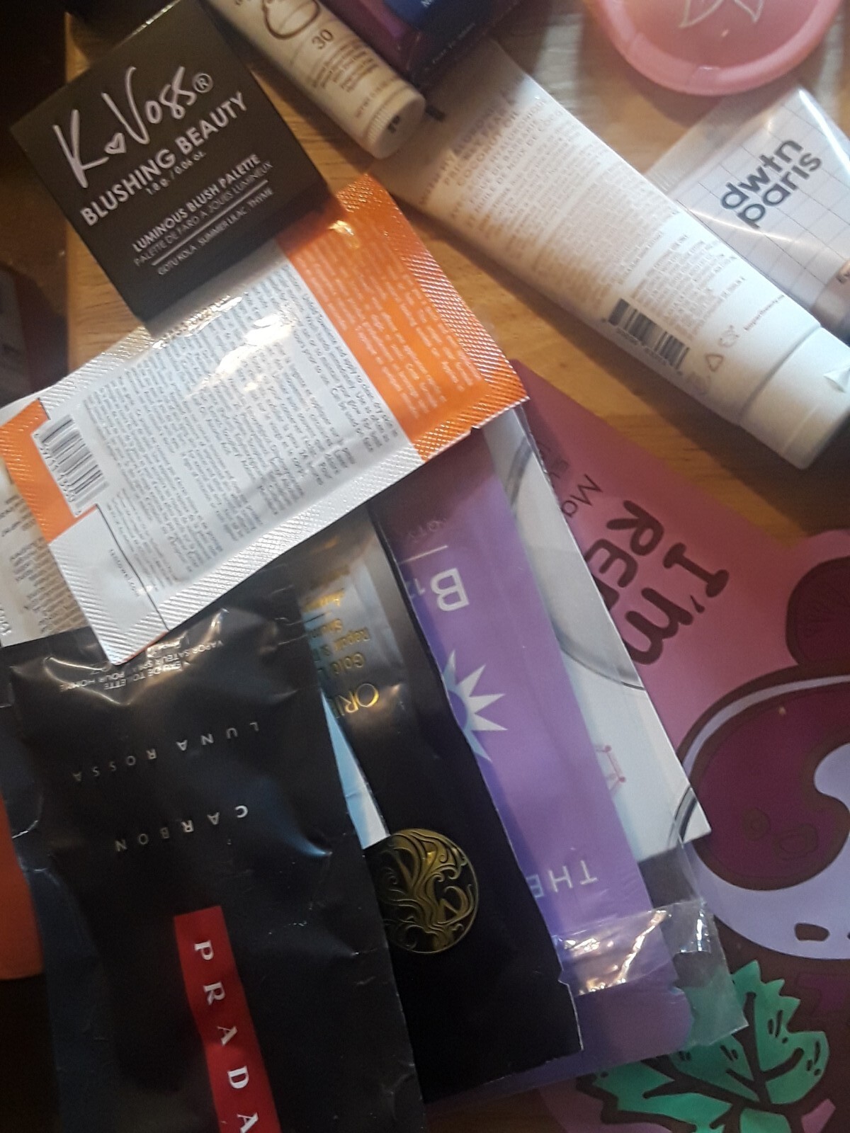 Large Lot of Travel & Sample size Beauty Products Hair/Skin/Makeup NEW