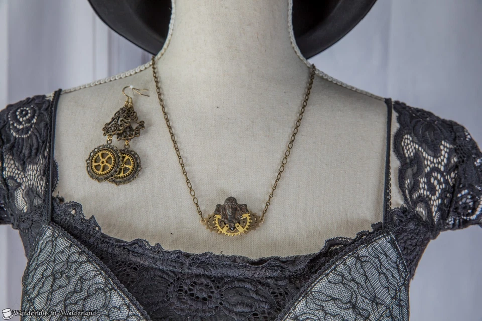 Disfraz Steampunk Blanco Negro Damas Pequeño Burlesque Festival Halloween Foto 3 de 4