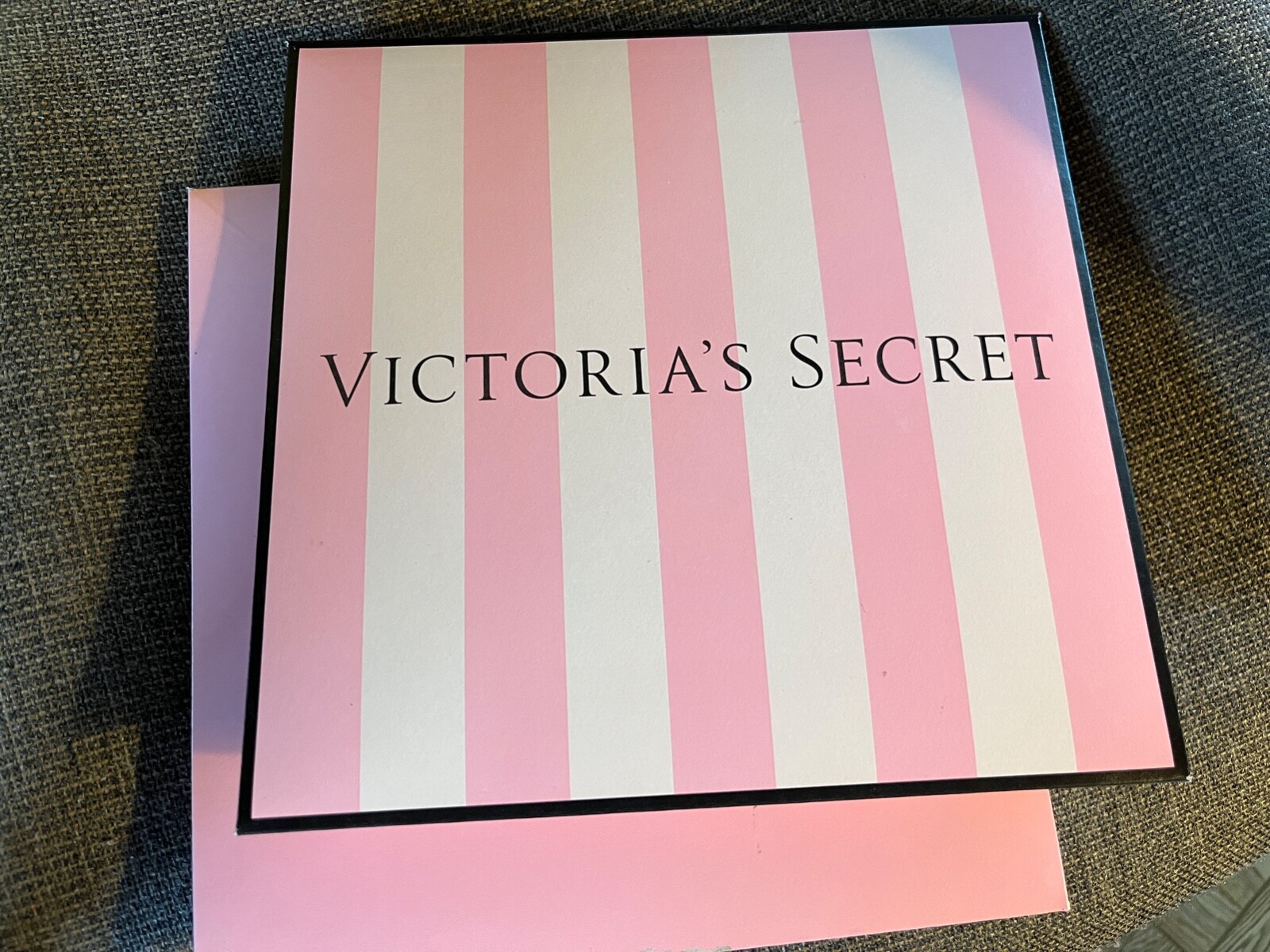 Victoria's Secret PINK White Stripe MEDIUM Paper Gift Box New 10"x10"x3"