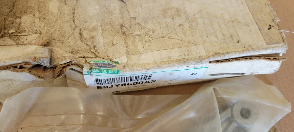 1991-94 NOS Mercury Capri Ford Escort 1.8L 1.6L Engine Oil Pump Engine Oil Pump - Изображение 3 из 4