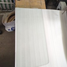 Mercedes G-Modell kurz W460 (79-90) : Seitenscheibe hinten rechts links 3-Türer Mercedes G-Modell kurz W460 (79-90) : Seitenscheibe hinten rechts links 3-Türer