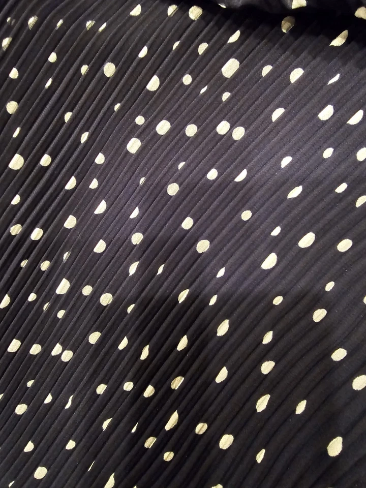 Calça Zara Wide Leg Acordeão/Plissada Azul Marinho Bolinhas Tamanho M  - Imagem 2 de 4