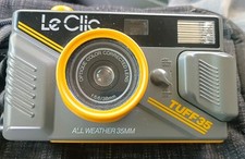 Vintage Camera LE CLIC TUFF 35 mm 5.6/38mm All Weather Camera Working