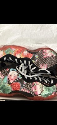 Nike Air VaporMax Men s Low Top Lace-Up Athletic Sneakers Black Floral Print