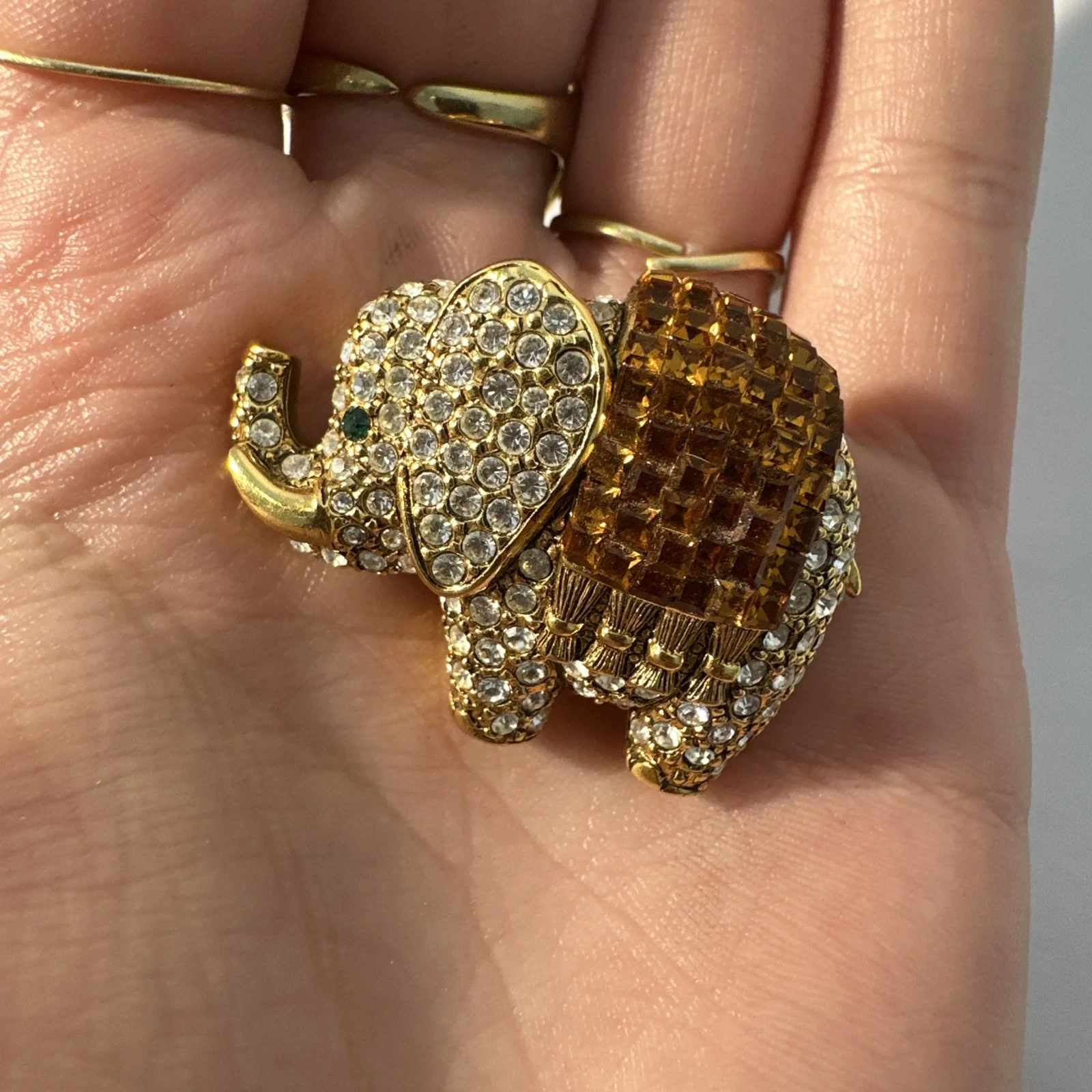 Petite Broche Éléphant Doré Strass Blanc Et Orange Bijoux Fantaisie