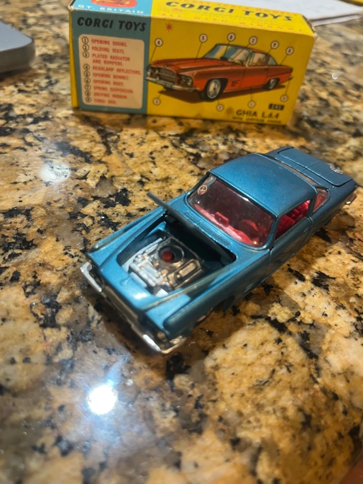 Corgi number 241 Ghia L6.4 - Image 2 of 4