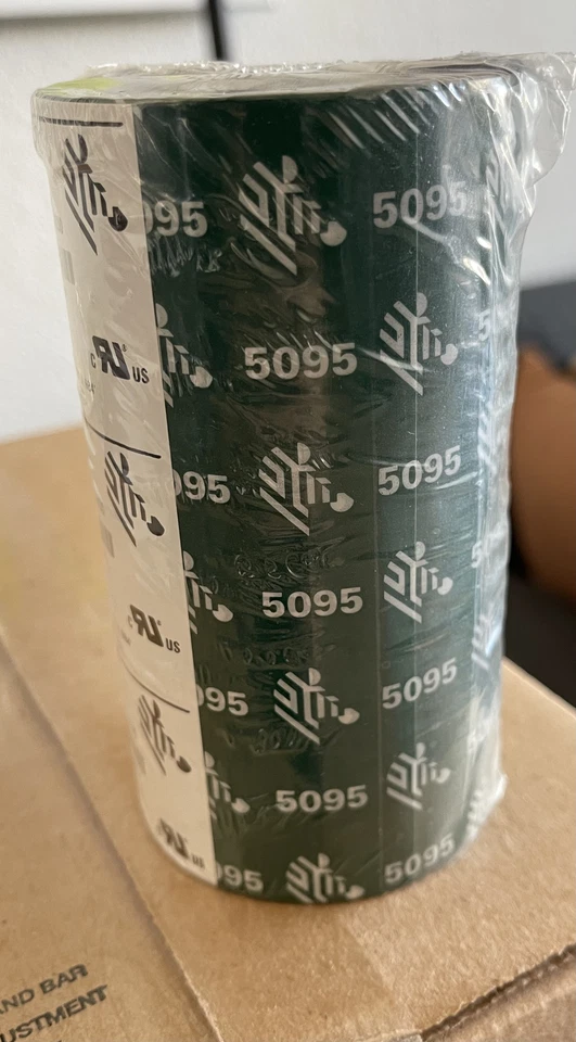 Cinta ZEBRA 05095BK11030 5095 Resina Negra 110mm x 300m, CANTIDAD 1 Rollo Foto 3 de 3