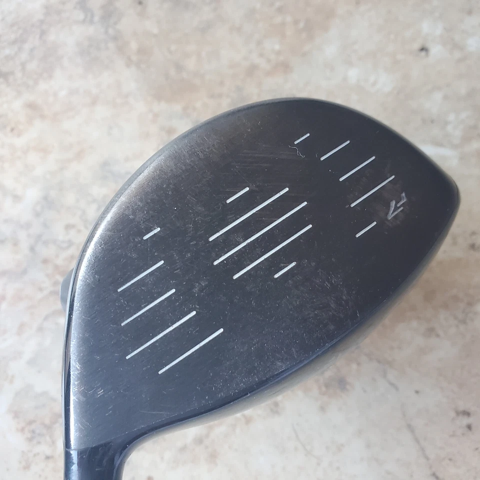 Tour Issue Taylormade Superquad TP "Deep Bore" 8.5* Mitsubishi MASS Iverx X Flex - Image 3 of 4