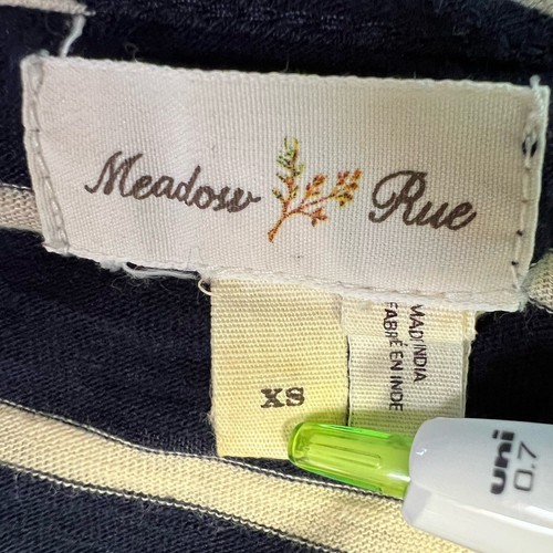 Meadow Rue Anthropologie Top XS Navy Blue Stripe Knit Floral Applique 3/4 Sleeve - Picture 4 of 11
