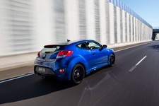 Cars hyundai veloster street urbo coupe Desk Mat Stitched