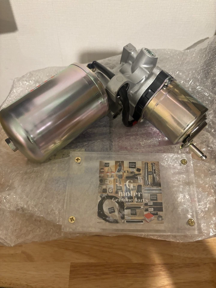 Toyota Land Cruiser Lexus LX570 OEM Brake Booster Pump & Accumulator 47070-60060 - Imagem 2 de 4