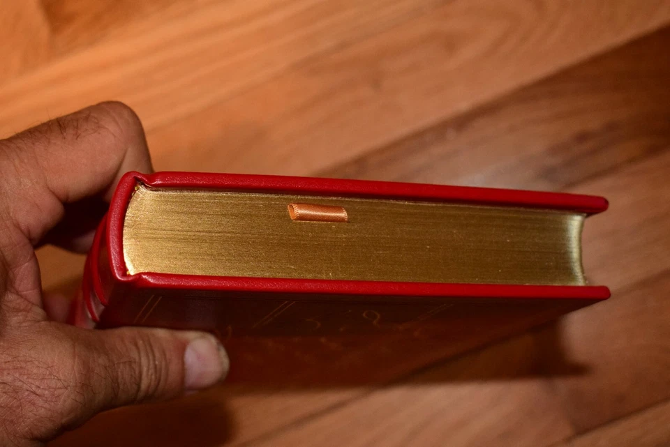 SIGNED ~ Rabbit, Run by John Updike ~ The Franklin Library NEW! - Image 4 of 4